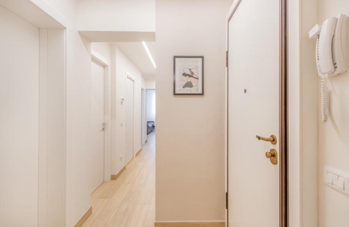 Buon Pastore-Sant'Agnese-San Damaso Apartment | Mutina LuxLife Home close to Center - Free Parking
