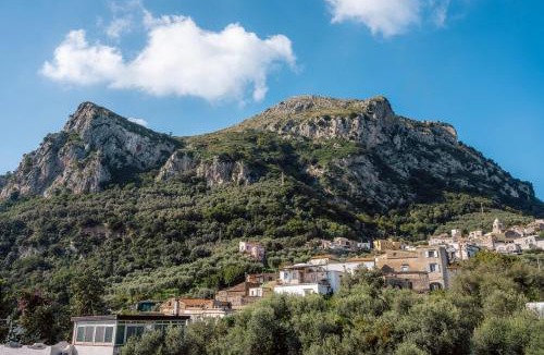 Nerano Villa | Nerano Bay Villa with Jacuzzi Rooftop