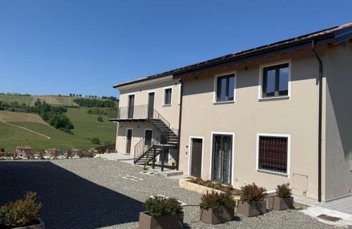 Torricella Verzate House | NessunConfine