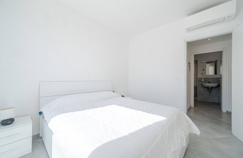 San Fruttuoso Apartment | NEW!Central Apt 5 min walk from the metro Brignole