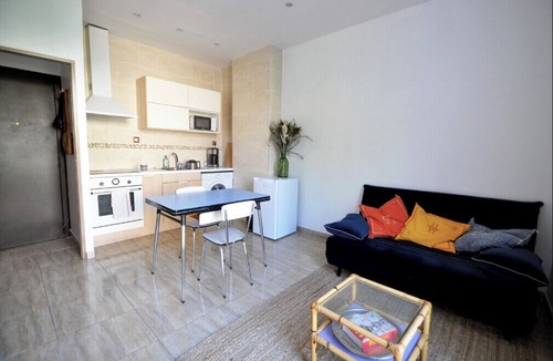 Thiers Apartment | Nice 30 M2 2pers With Terrace in hypercenter
