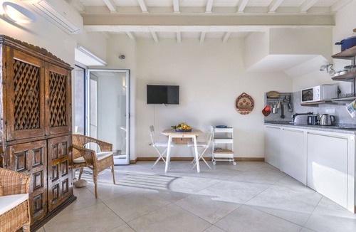 Marciana Apartment | Nice apartment for 2 people with WIFI, A/C, balcony and pets allowed