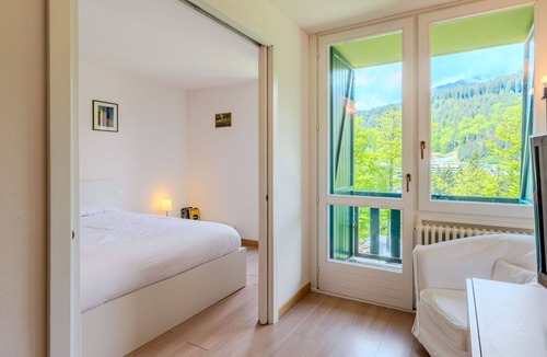 Madonna di Campiglio Apartment | Nice apartment for 4 guests with TV, balcony and panoramic view