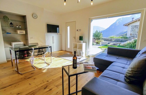 San Pietro Apartment | Nice apartment for 4 guests with WIFI, A/C, TV and patio