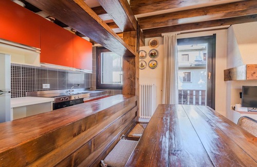 Carisolo Apartment | Nice apartment for 5 people with WIFI, TV and patio