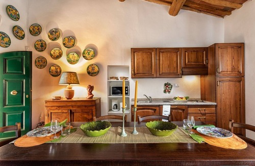 Tavarnelle Val di Pesa Apartment | Nice apartment with pool, WIFI, A/C, TV, pets allowed and panoramic view, close to Greve In Chia.