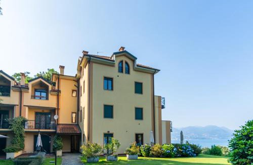 Stresa House | Nice appartment with terrace and stunning lake view