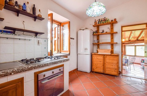 San Marco d'Alunzio House | Nice home in San Marco D'Alunzio with WiFi