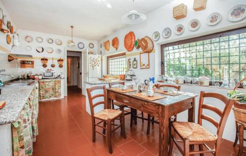 Tocco da Casauria House | Nice Home In Tocco Da Casauria