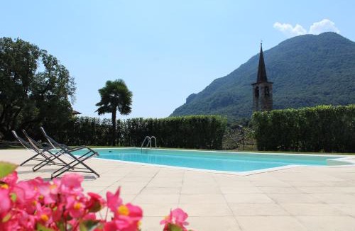 Mergozzo Apartment | Oleandro 1 apartment in Villa Cerutti