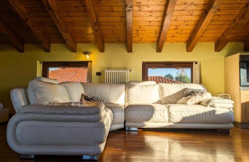 Saronno Apartment | Openspace Attic Apartment with terrace, Wi-Fi