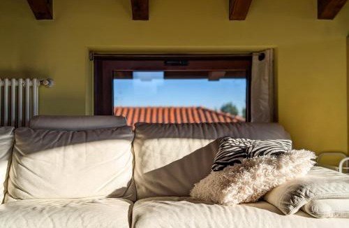 Saronno Apartment | Openspace Attic Apartment with terrace, Wi-Fi