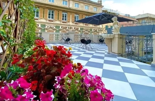 Pre Apartment | Palazzo Lomellini Historic Retreat