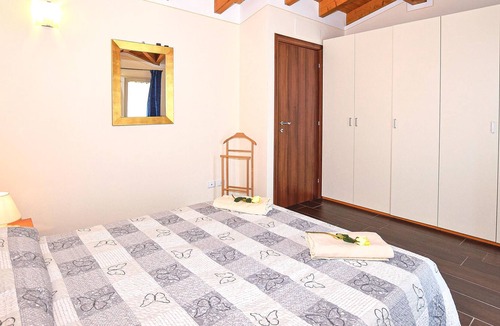 Siviano House | Panoramic terraced house for your vacation on Lake Iseo.