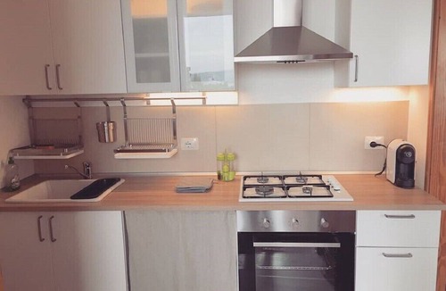 Isola Apartment | Panoramic sea-view apartment a few meters from the beach,