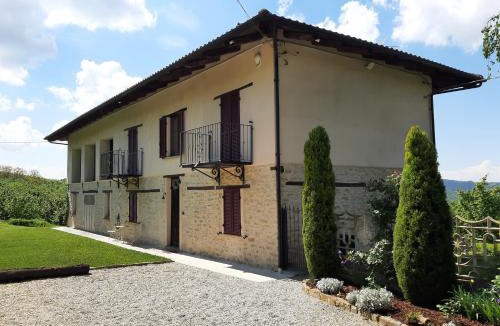 Cravanzana House | Panoramic Stone Villa - Slow Living in the Piedmont Hills