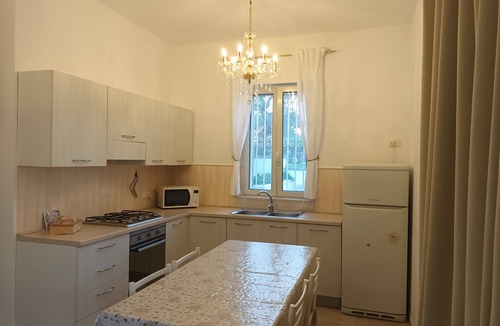L'Assunta Villa | Panoramic trulli for 7 people in the hills with exclusive swimming pool 8 km from the sea