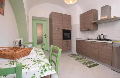 Chiusavecchia Apartment | Pet friendly apartment