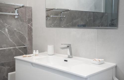 Melendugno House | Piazza Pertini - Apartment & Rooms