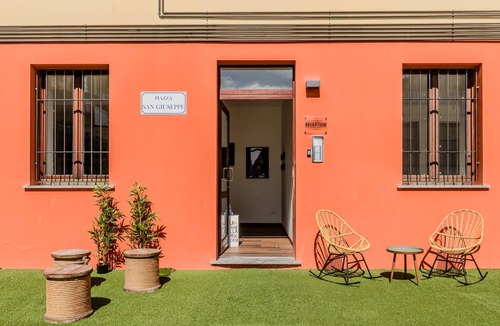 Acquaseria Apartment | Piazza San Giuseppe by Interhome