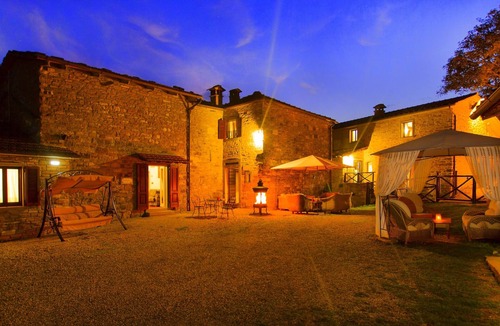 Caprese Michelangelo House | Piero Della Francesca , Tuscany for adults only.