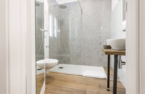 Torre a Mare Bed & Breakfast | Pietramare Luxury - Sapphire by Rentbeat