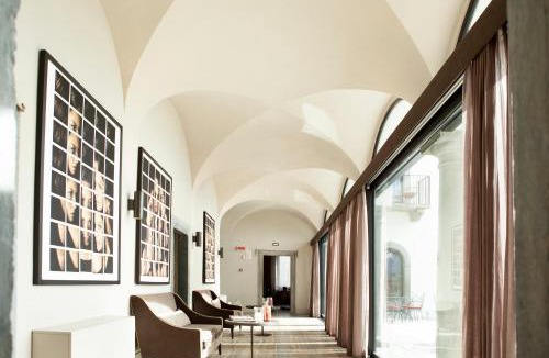 Villongo Resort | Podere Castel Merlo Resort
