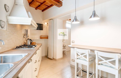 Corsanico-Bargecchia House | Pretty semi-detached house with panoramic view and completely renovated!