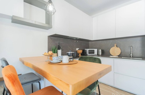 Como Apartment | Princess Sofia's Lake Retreat