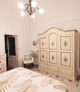 Parabita House | Private Home with Sunset and Gallipoli Views