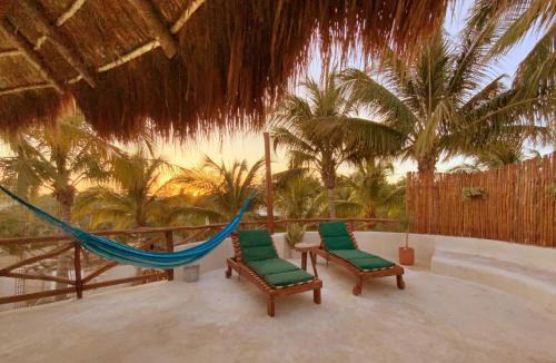 Isla Holbox House | Private house & garden - Casa privada con jardín - Casa Cacahuate Holbox