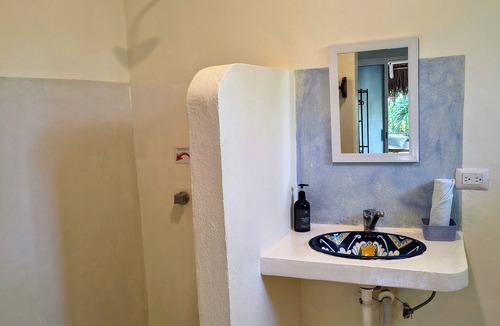 Bacalar Hotel | Private pool Wifi 1 block from the lake
