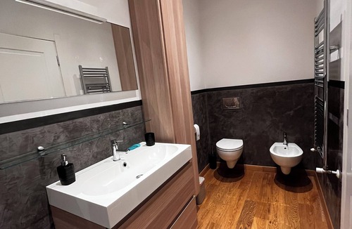 San Frediano Apartment | Quiet downtown with Torrigiani - San Frediano garden view.