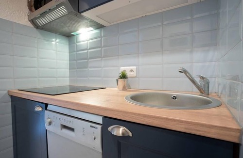Boulouris-sur-Mer Apartment | Résidence Les Jardins d'Azur by Interhome