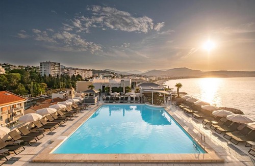 Fabron Hotel | Radisson Blu Hotel Nice