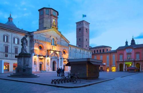 Reggio nell'Emilia Apartment | RELAX - Casa a 2 Passi dal Centro con Free Parking e WiFi