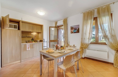 Sensole Apartment | Residence La Perla - Apt 15, Monte Isola, Italy