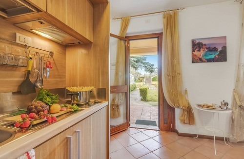 Sensole Apartment | Residence La Perla - Apt 09, Monte Isola, Italy