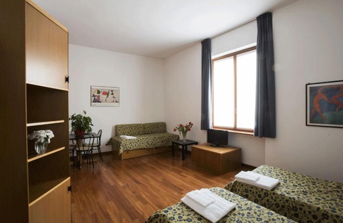 Porta Garibaldi Apartment | Residence Villa Odescalchi