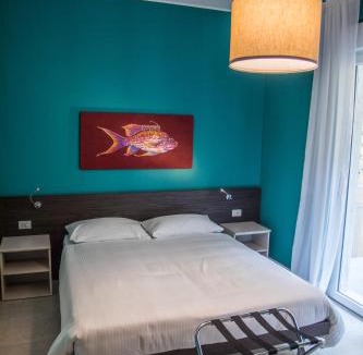 Ventimiglia House | RHS - Casa Consani