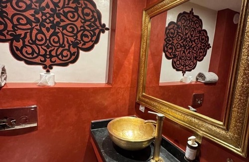 Sidi Ben Slimane El Jazouli House | Riad Chamade - Exclusive for your group, up to 12 pers, Medina Marrakech