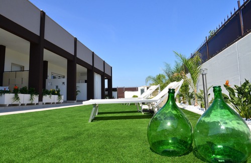 Torre Canne Apartment | Room 6 with Shared Garden