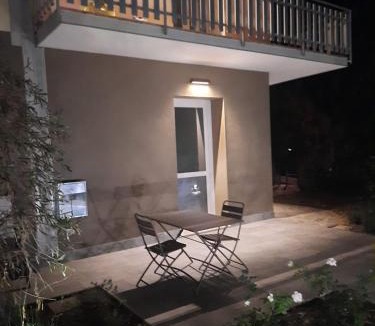 Maranello Apartment | ROSSO MELOGRANO appartamento
