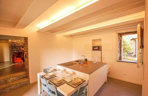 Ghiffa Apartment | Rustico Moderno A by Lago Reisen