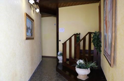 Arenella House | Samoa Beach