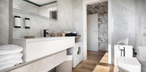 Segrate Apartment | San Raffaele Apartment with Free Parking and Air Conditioning