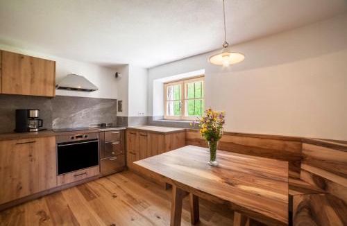 San Leonardo in Passiria Ski Chalet | Schnitzers Ferienheisl