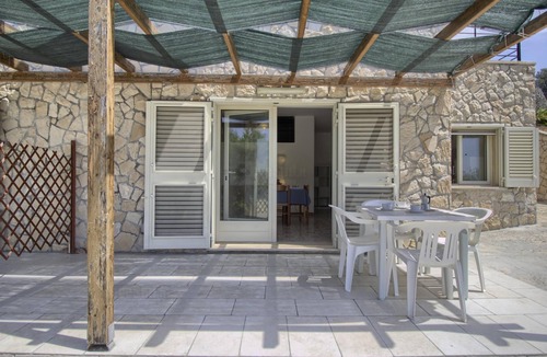 Marina San Gregorio House | Scia' 1 seafront apartment