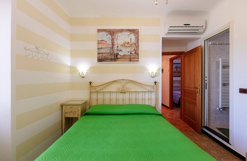 Corniglia House | Sea view double room