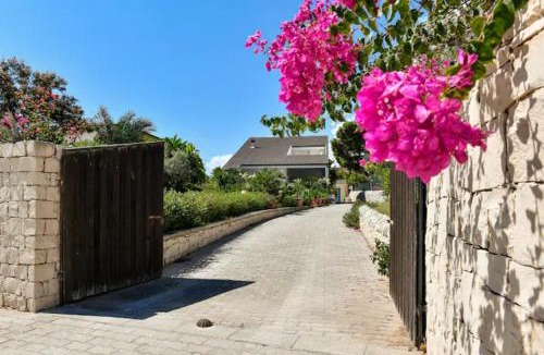 Marina di Modica Villa | Seafront Villa "Mare in casa"